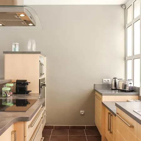 Veillon - 2 Bedrooms - Center *